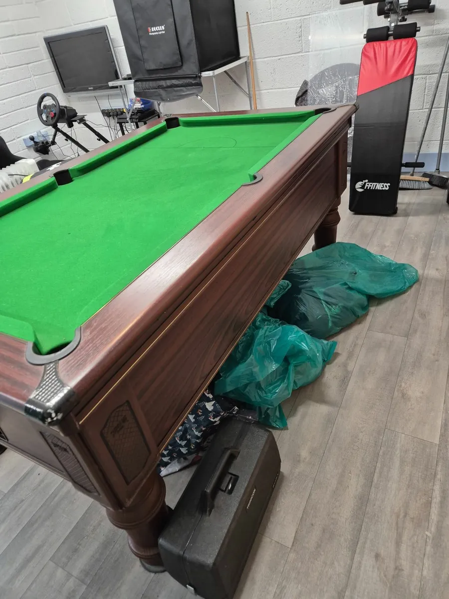 Pool Table - Image 4