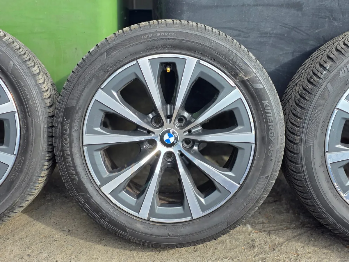 2023 Genuine BMW Alloys 17" 5X112 - Image 3