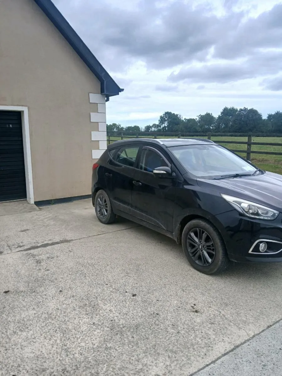 Hyundai ix35  4x4 - Image 1