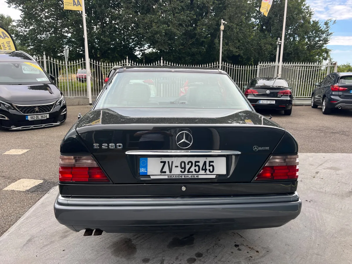 1994 Mercedes Benz E280 - Image 3