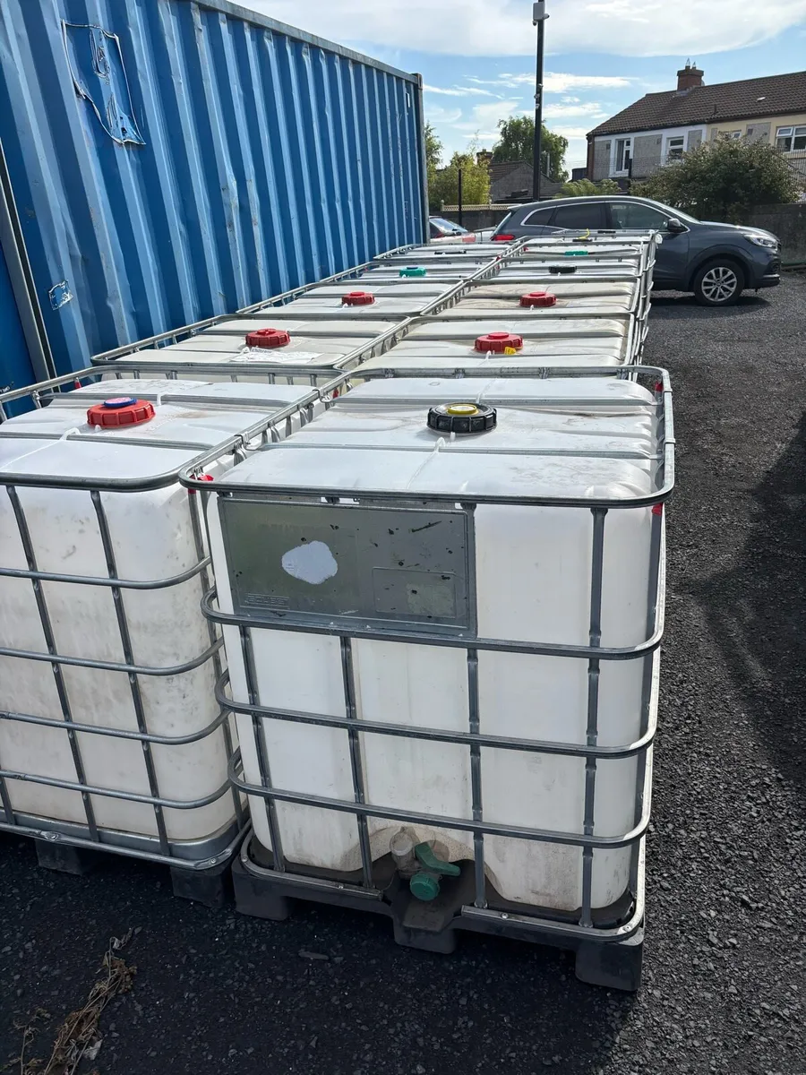 Used IBC containers - Image 1
