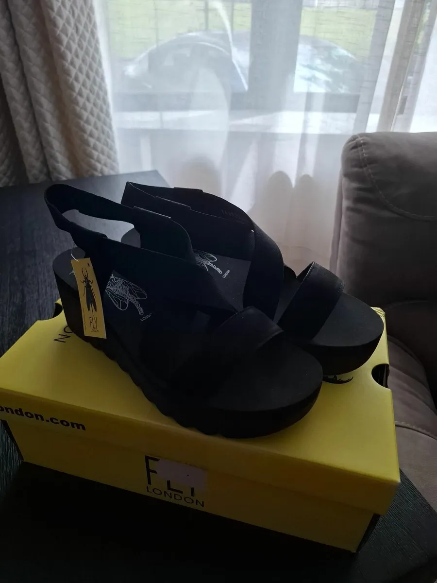 Ladies shoes - Image 3