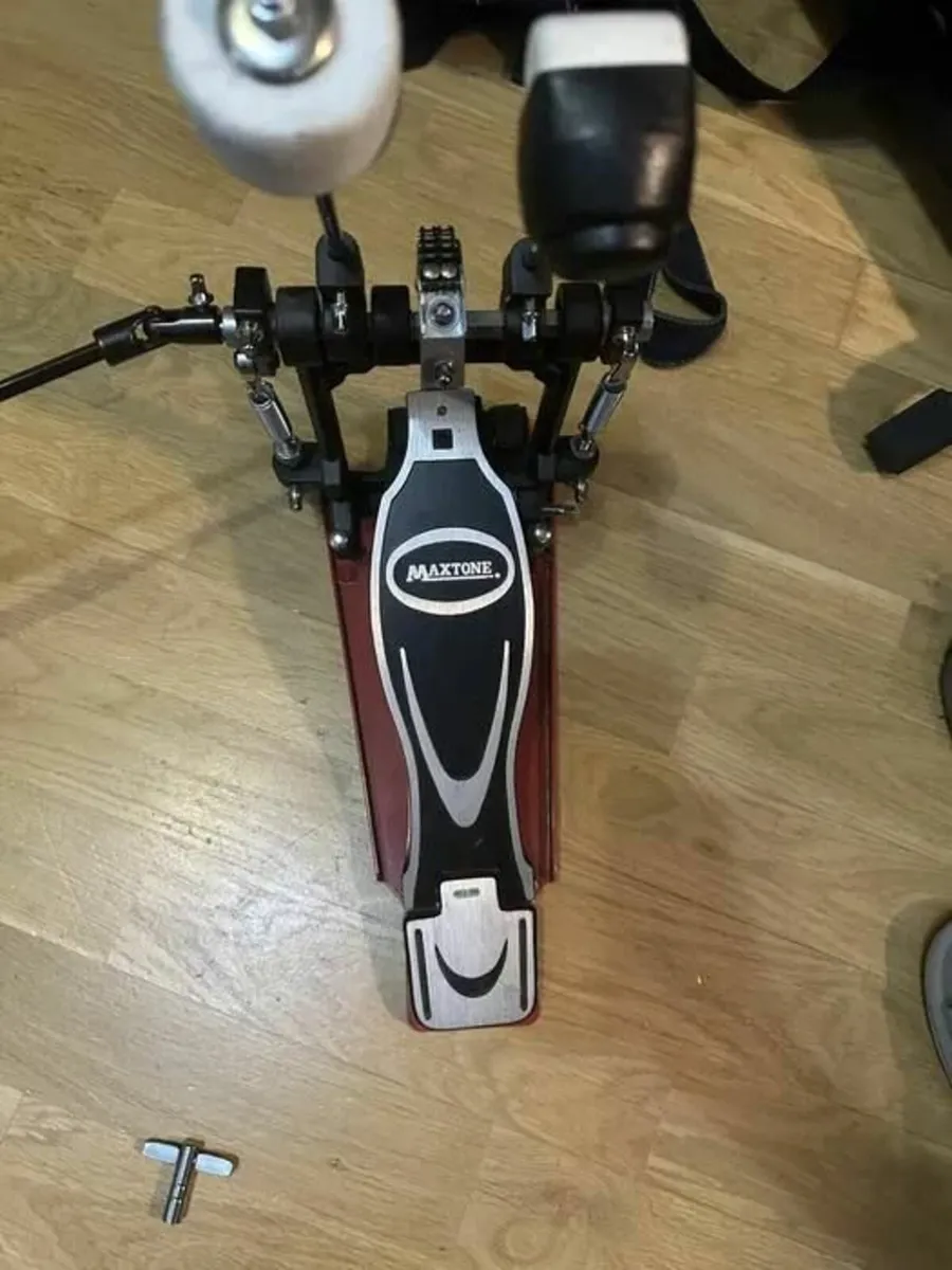Double pedal (cardan) for bass drum MAXTONE DP2021 - Image 3