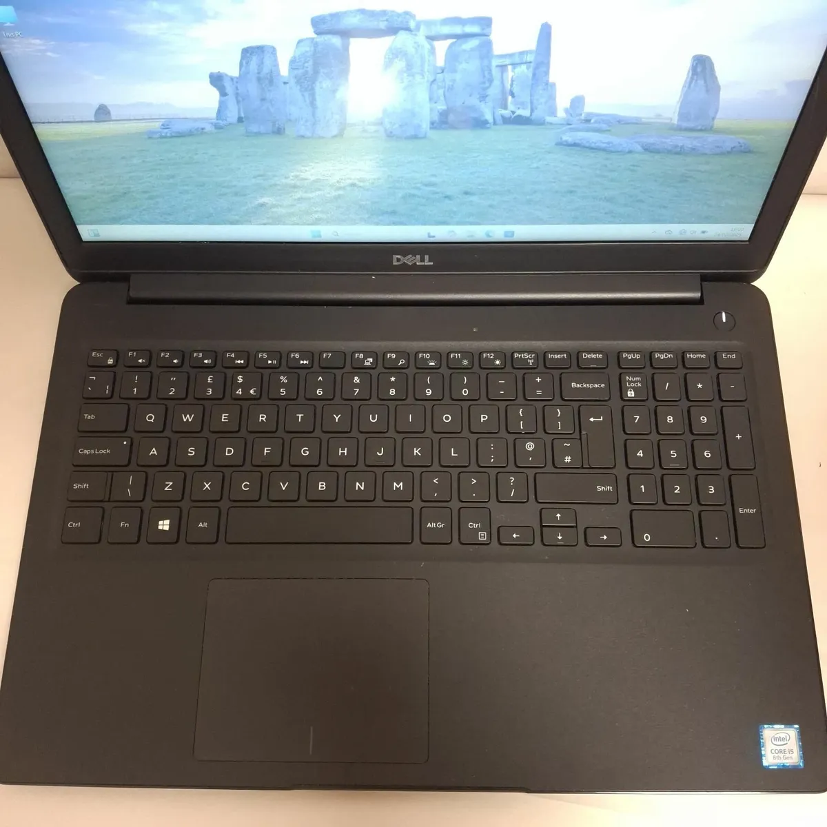 Dell Latitude 3500 | i5-8265U | 16GB RAM Laptop - Image 1