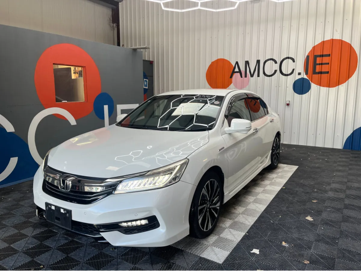 Honda Accord HONDA ACCORD 2.0 HYBRID / 109k KMs / - Image 3