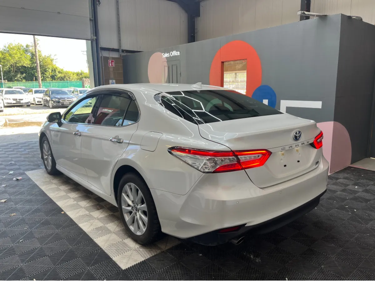 Toyota Camry ONLY €25950! TOYOTA CAMRY 2.5 HYBRID - Image 4
