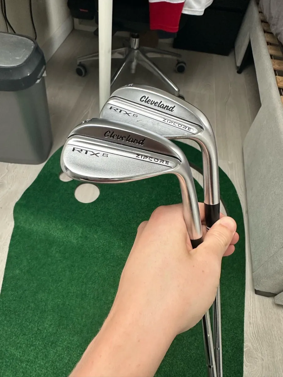 Cleveland RTX-6 56’ and 58’ Zipcore Wedge - Image 1