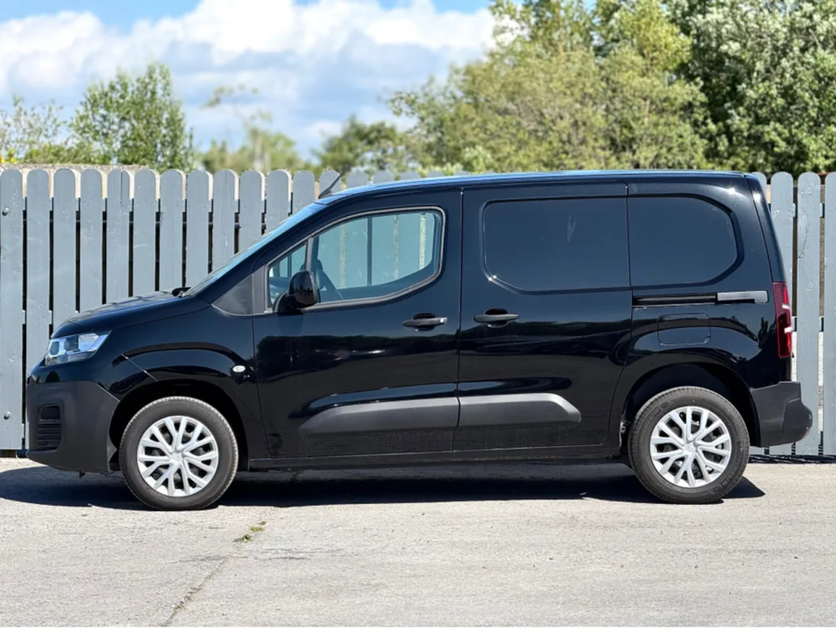 Citroen Berlingo 2022 Citroen Berlingo 1000 Enterp - Image 4