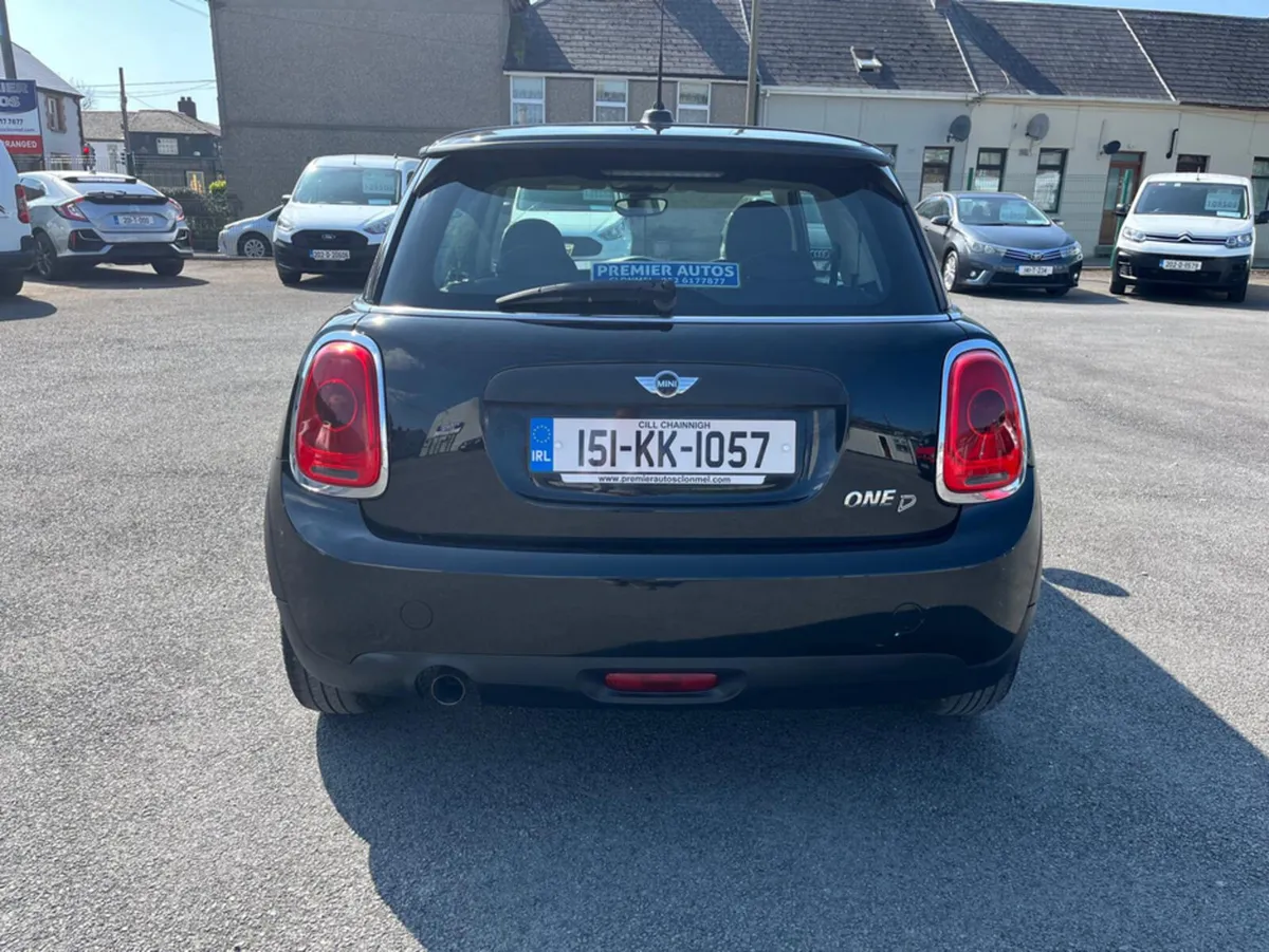 Mini Cooper ONEDHATCH D XN12 2DR ONE - Image 4