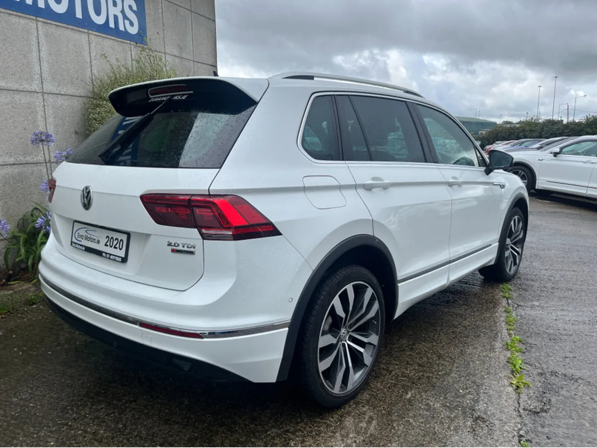 Volkswagen Tiguan R-LINE 4MOTION AUTOMATIC 2.0 DIE - Image 4