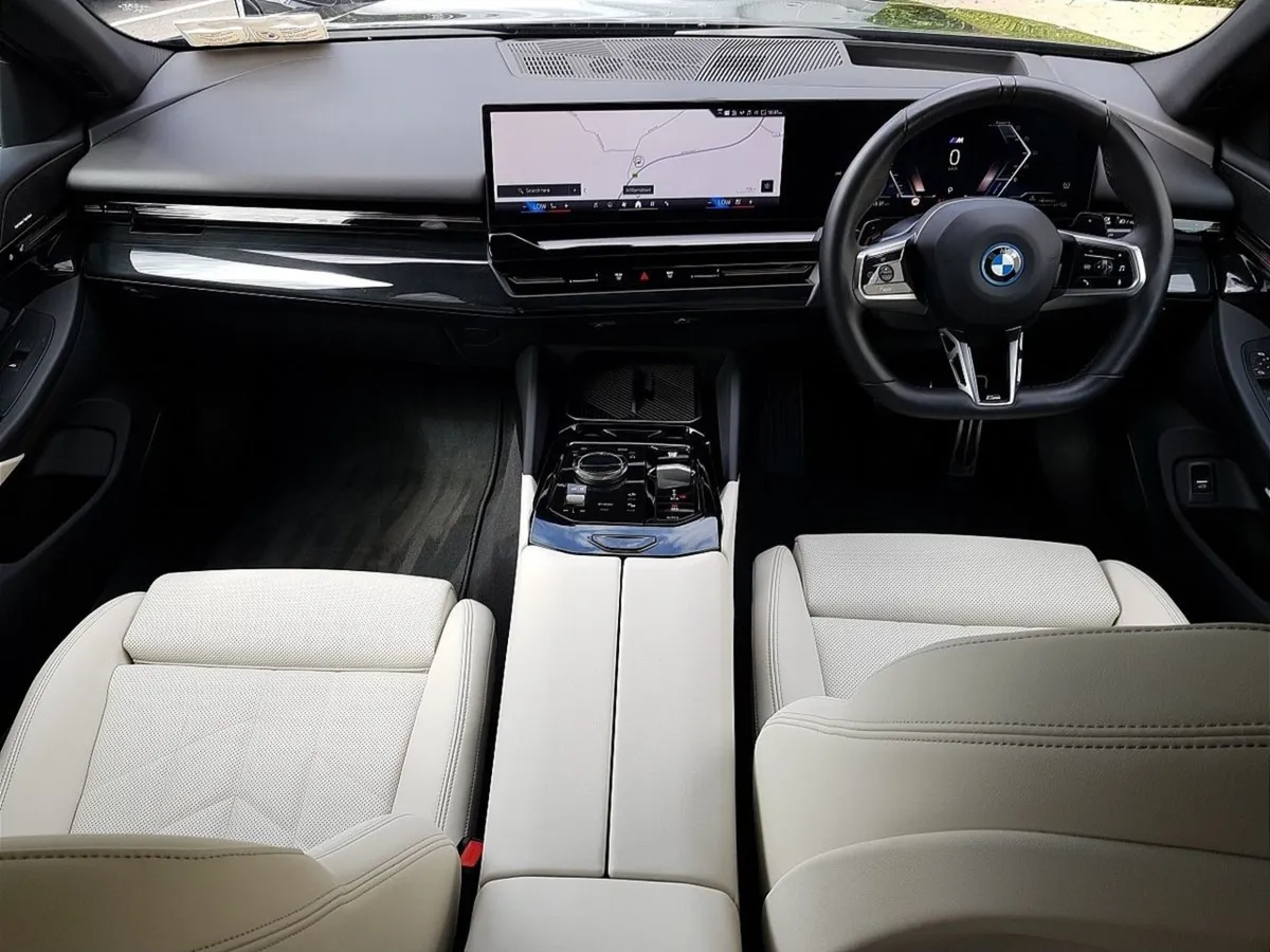 BMW 5 Series 530e M Sport - Image 4