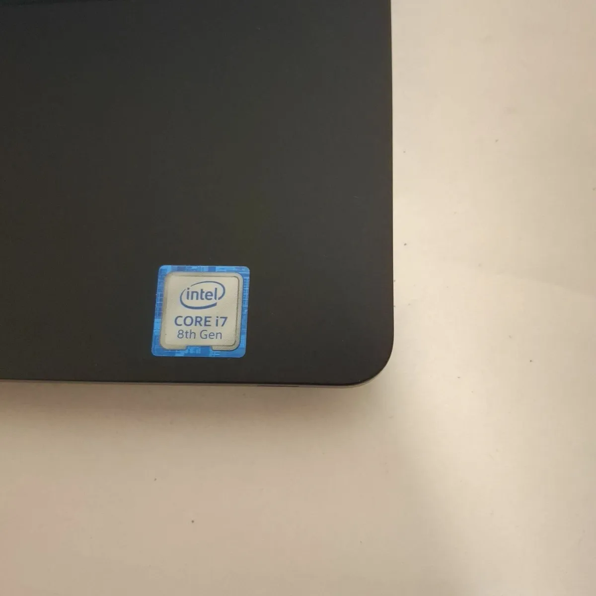 Dell Latitude 5491 | i7-8850H | 16GB RAM | Nvidia - Image 3