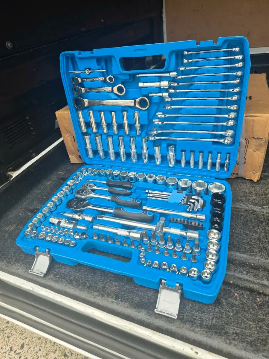 Socket set - Image 2