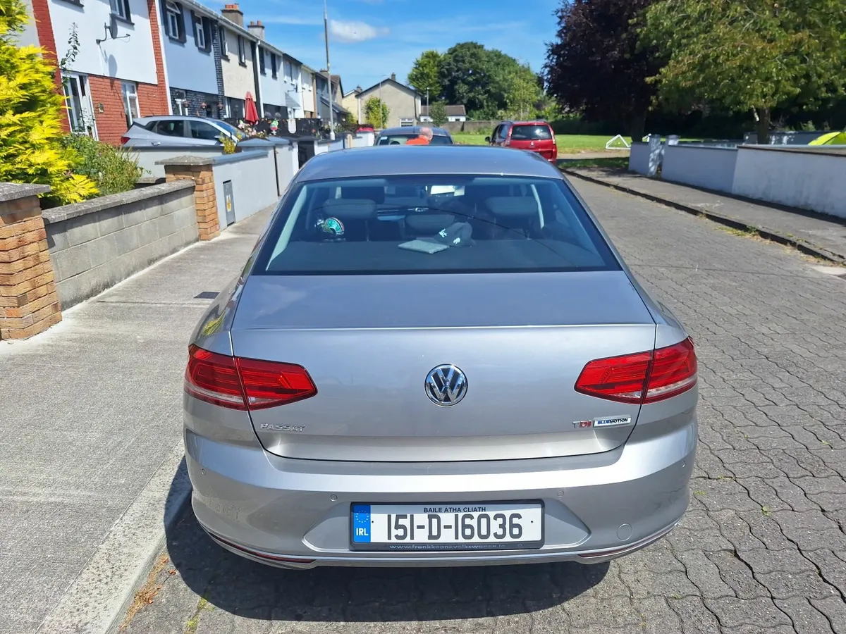 Volkswagen Passat TDI Bluemotion - Image 2