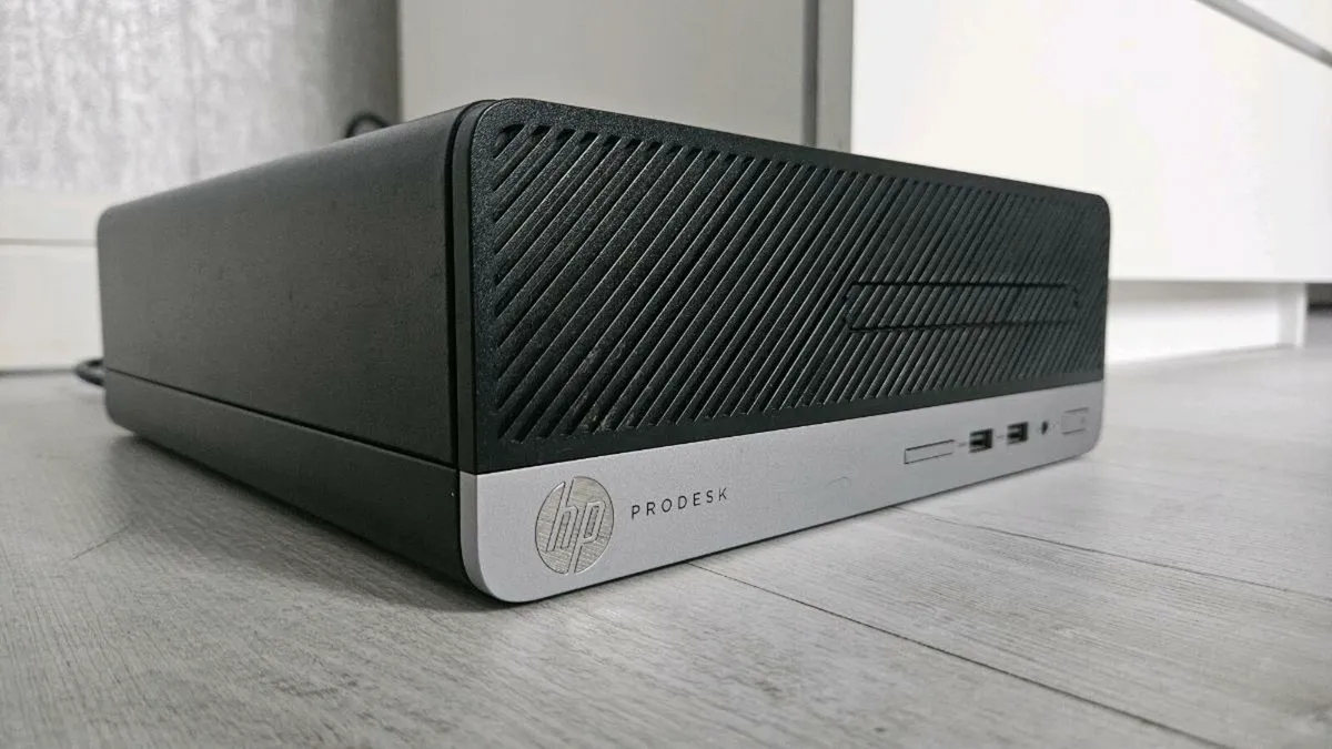 HP ProDesk Computer 400 G4 - Image 1
