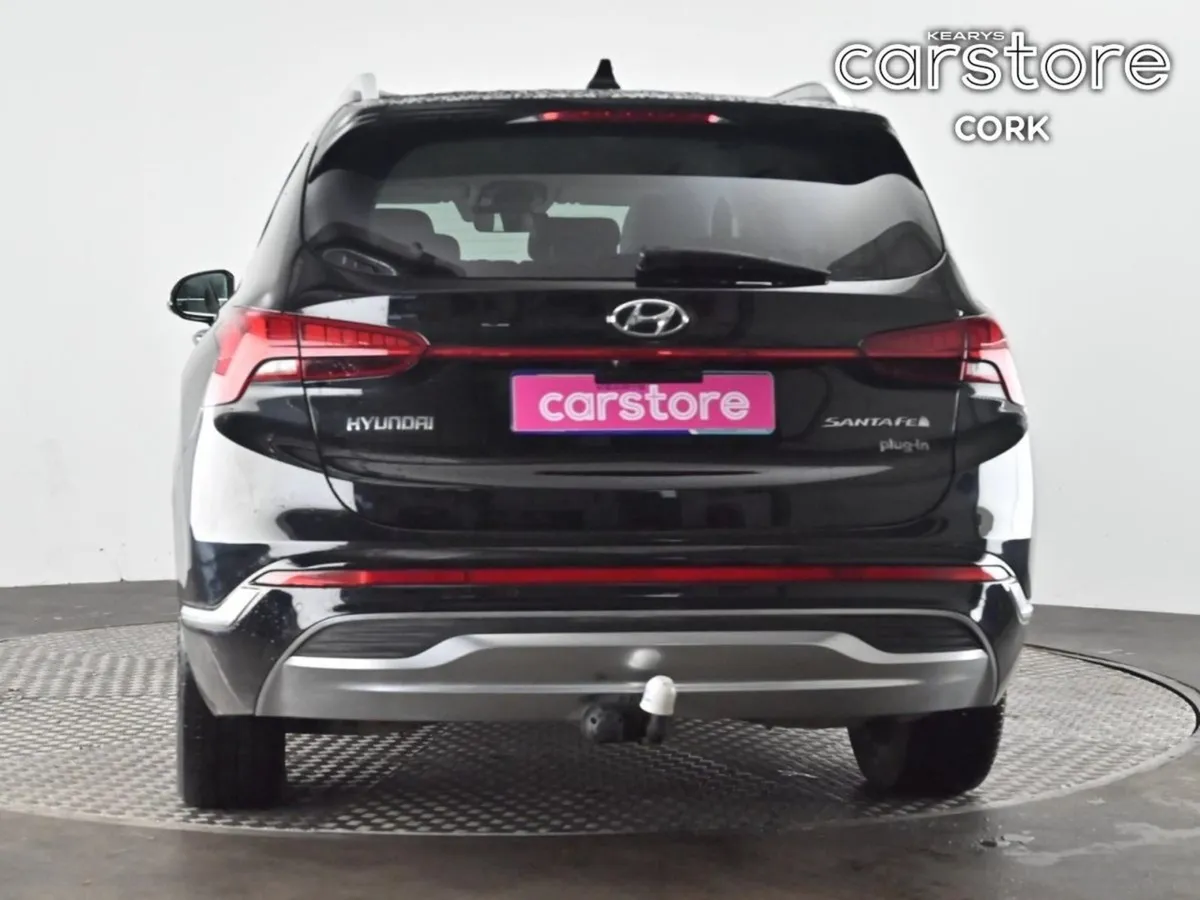 Hyundai Santa Fe 1.6 Phev 4WD Executive Plus Auto - Image 4