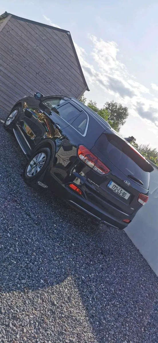 Kia sorento platinum edition - Image 2