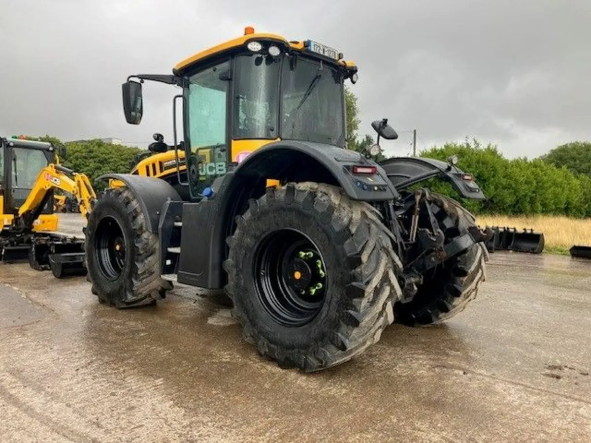JCB Fastrac 4220 (ref 21008126) - Image 3