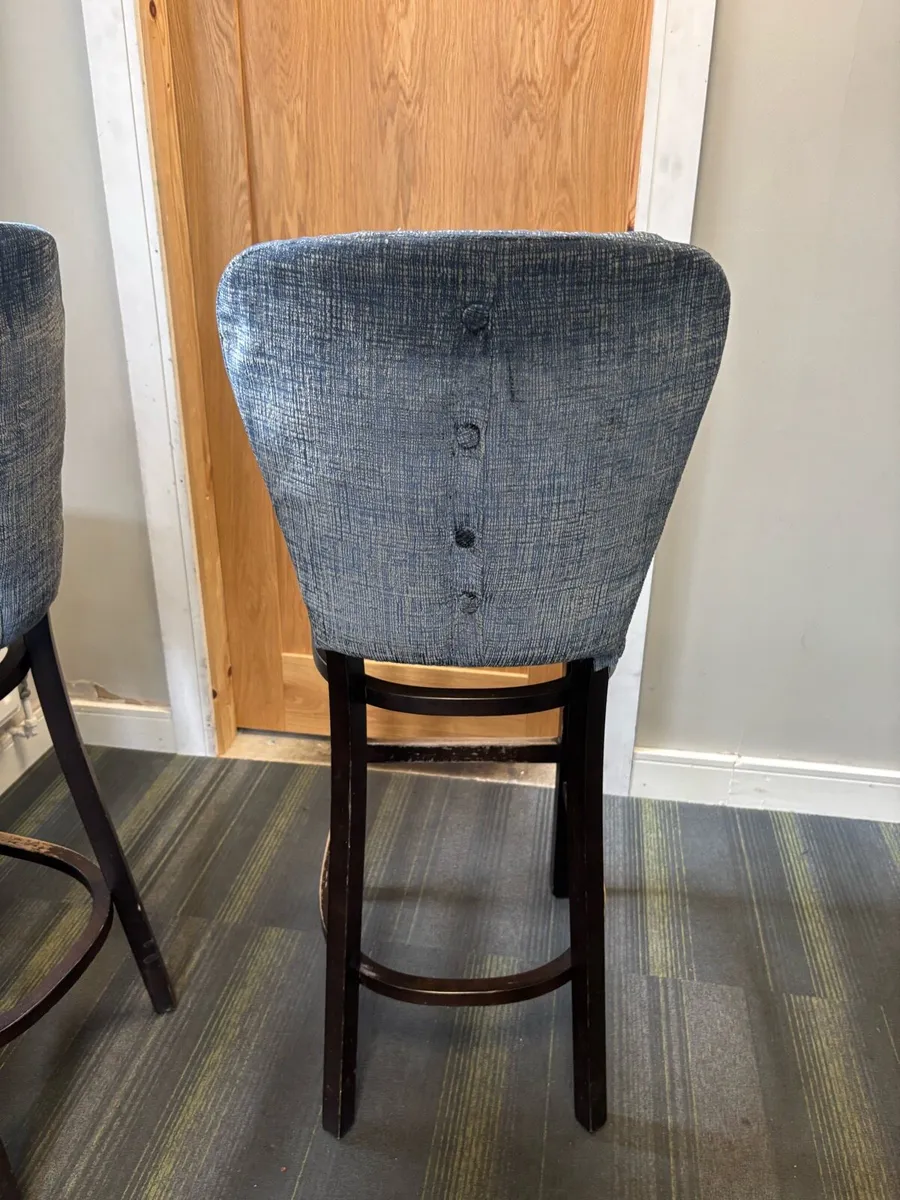 High Stools - Image 3