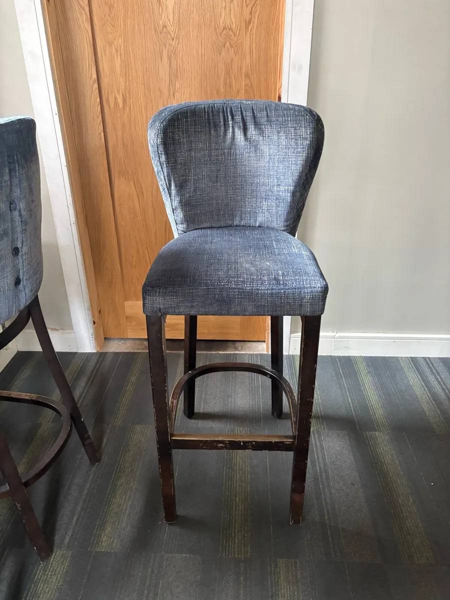 High Stools - Image 4