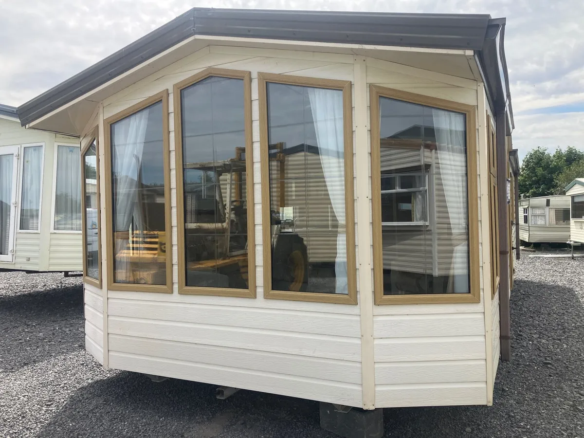 HOLY GOD. FABULOUS WILLERBY ASPEN 38X12. 2 BED - Image 2