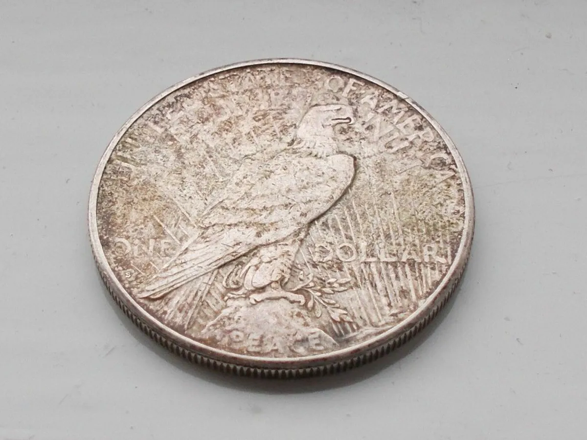 USA 1925 Silver Dollar 'Peace' Coin - Image 1