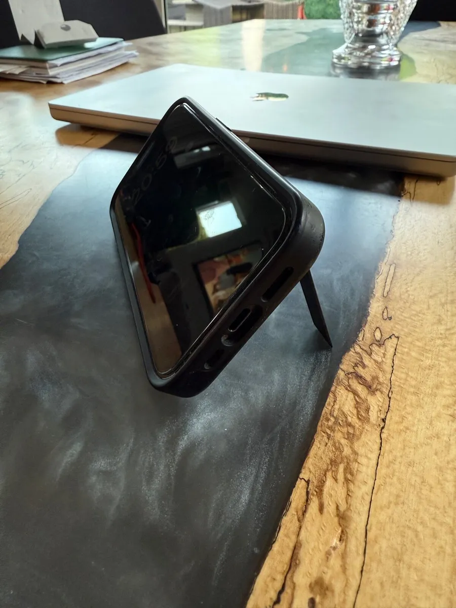 iPhone 15pro 256gb - Image 3