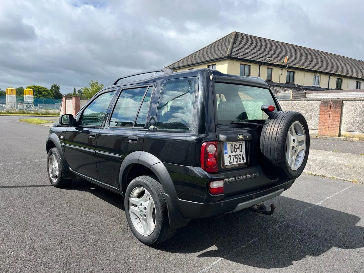Landrover Freelander 2.0 TD4 HSE - Image 4