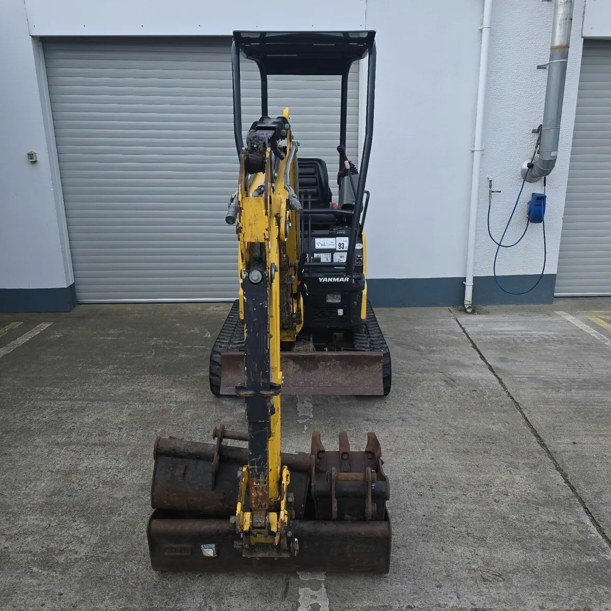 Yanmar 1.8 Ton Digger - Excavator Great Condition - Image 3