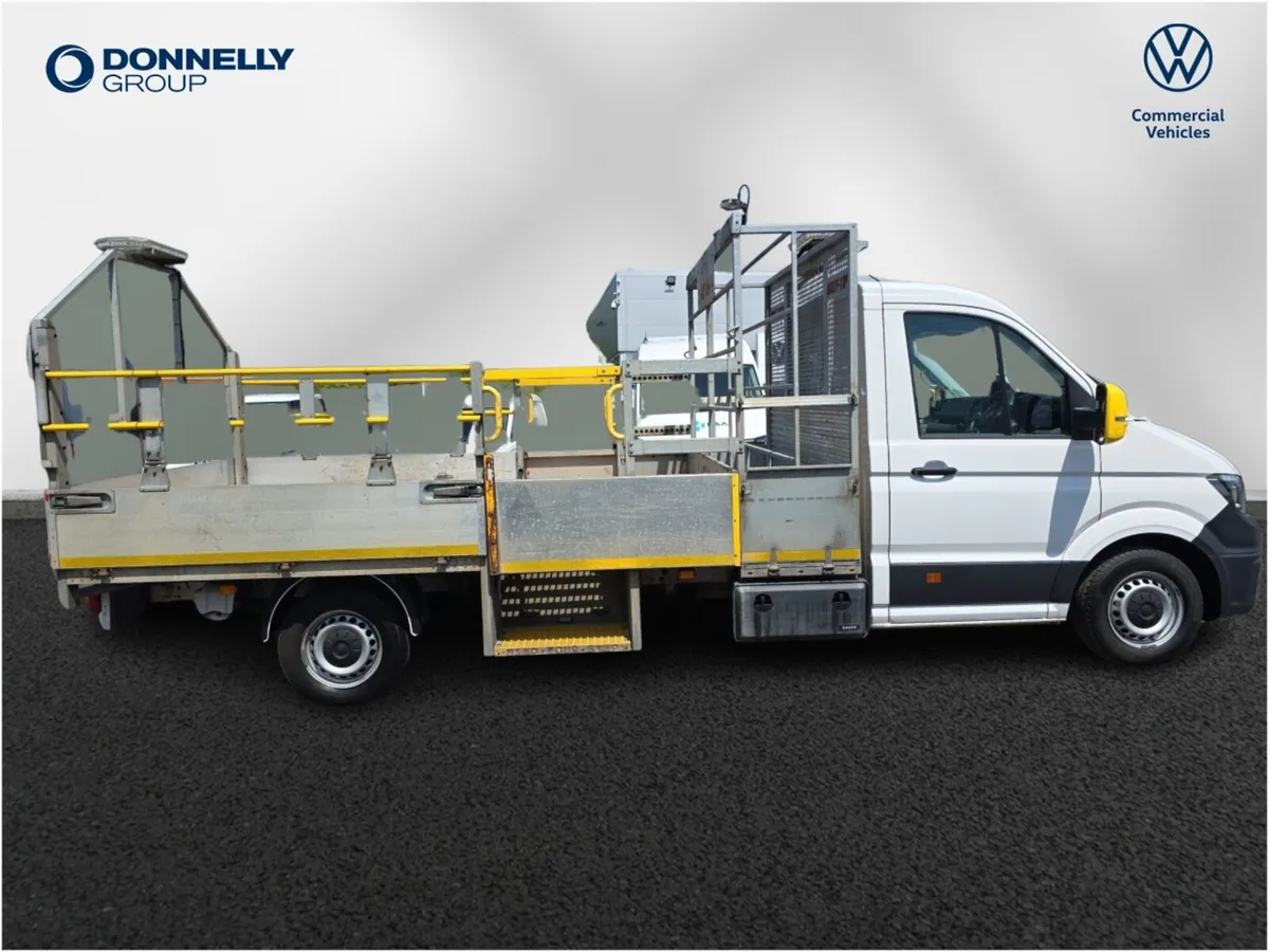 Volkswagen Crafter Cr35 Lwb Diesel Fwd Startline - Image 4
