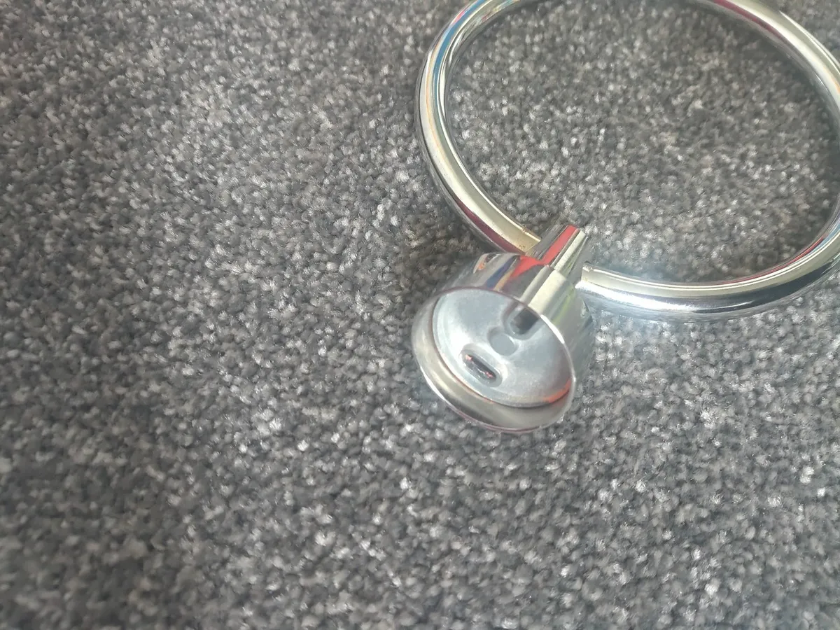 toiwel ring - Image 2