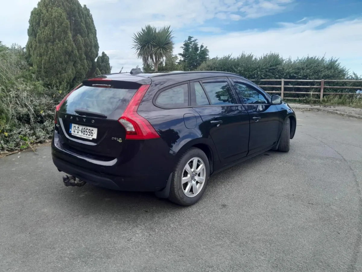 2012 Volvo v60 1.6D - Image 4