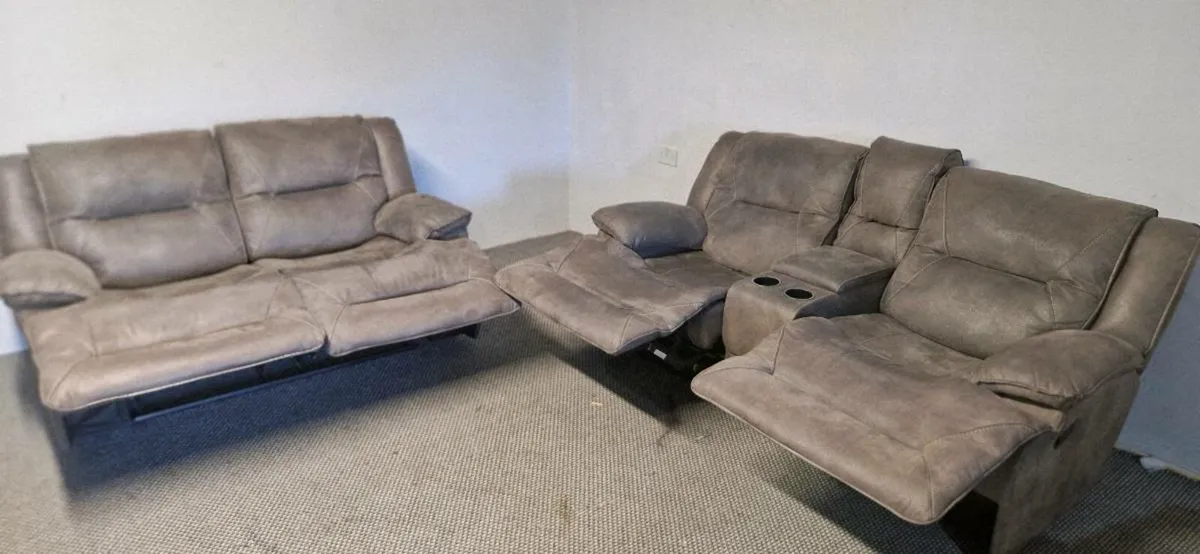 Sofas - Image 2