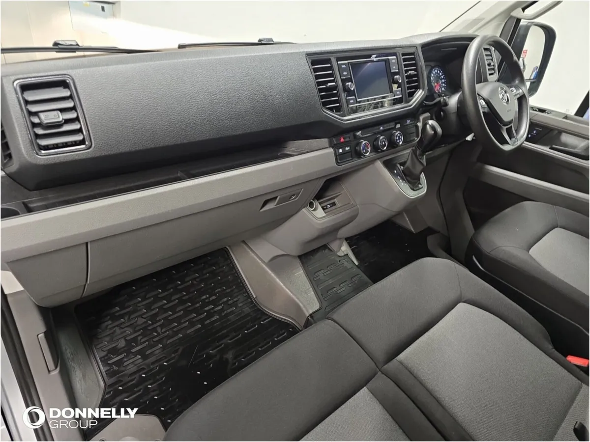 Volkswagen Crafter Cr35 Mwb Diesel Fwd Trendline - Image 2