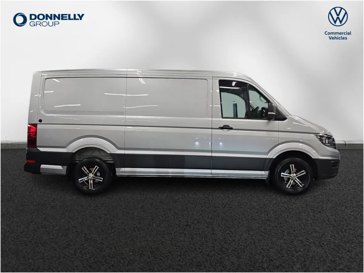 Volkswagen Crafter Cr35 Mwb Diesel Fwd Trendline - Image 4