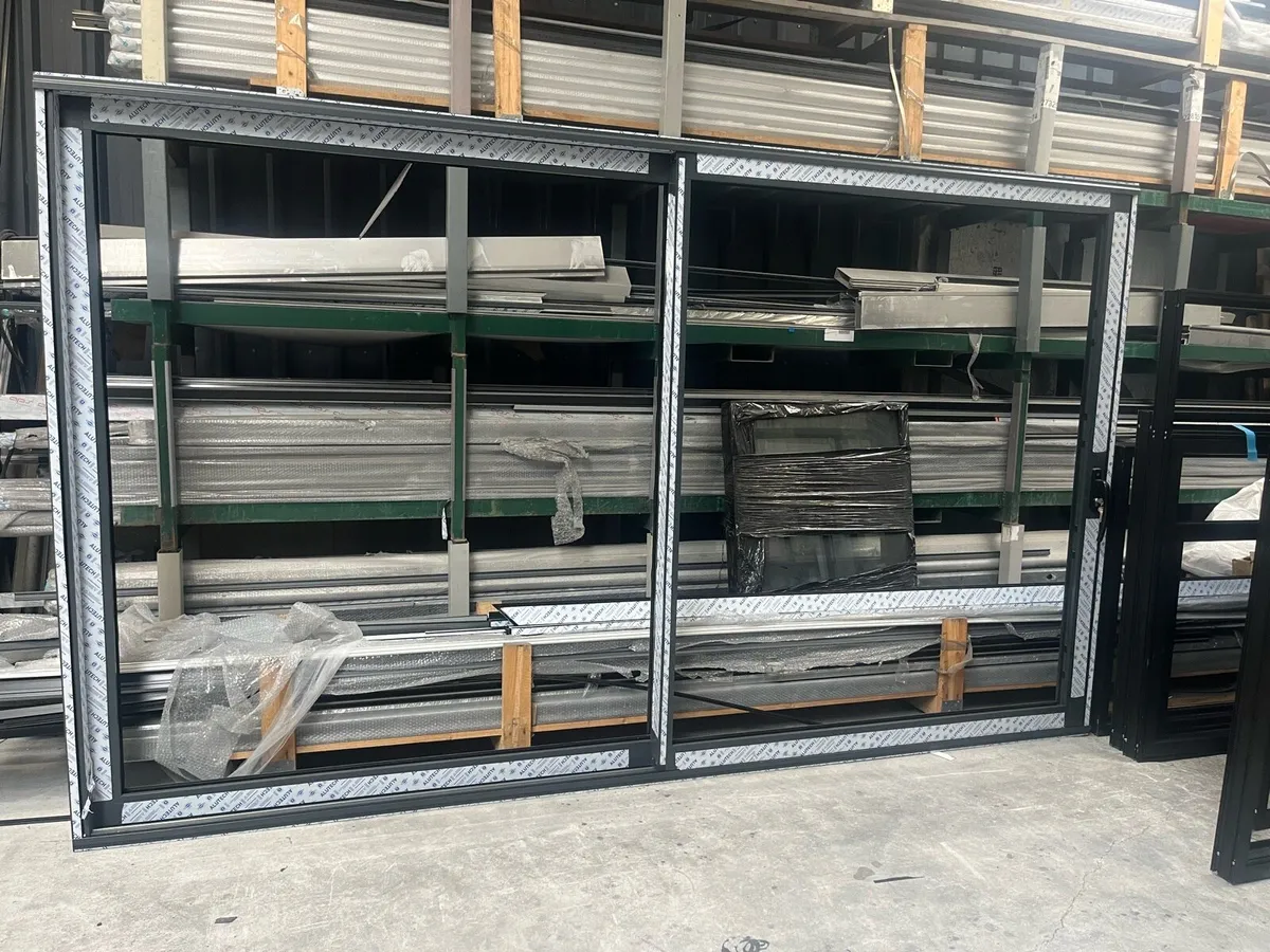Lift and slide patio door - Image 1