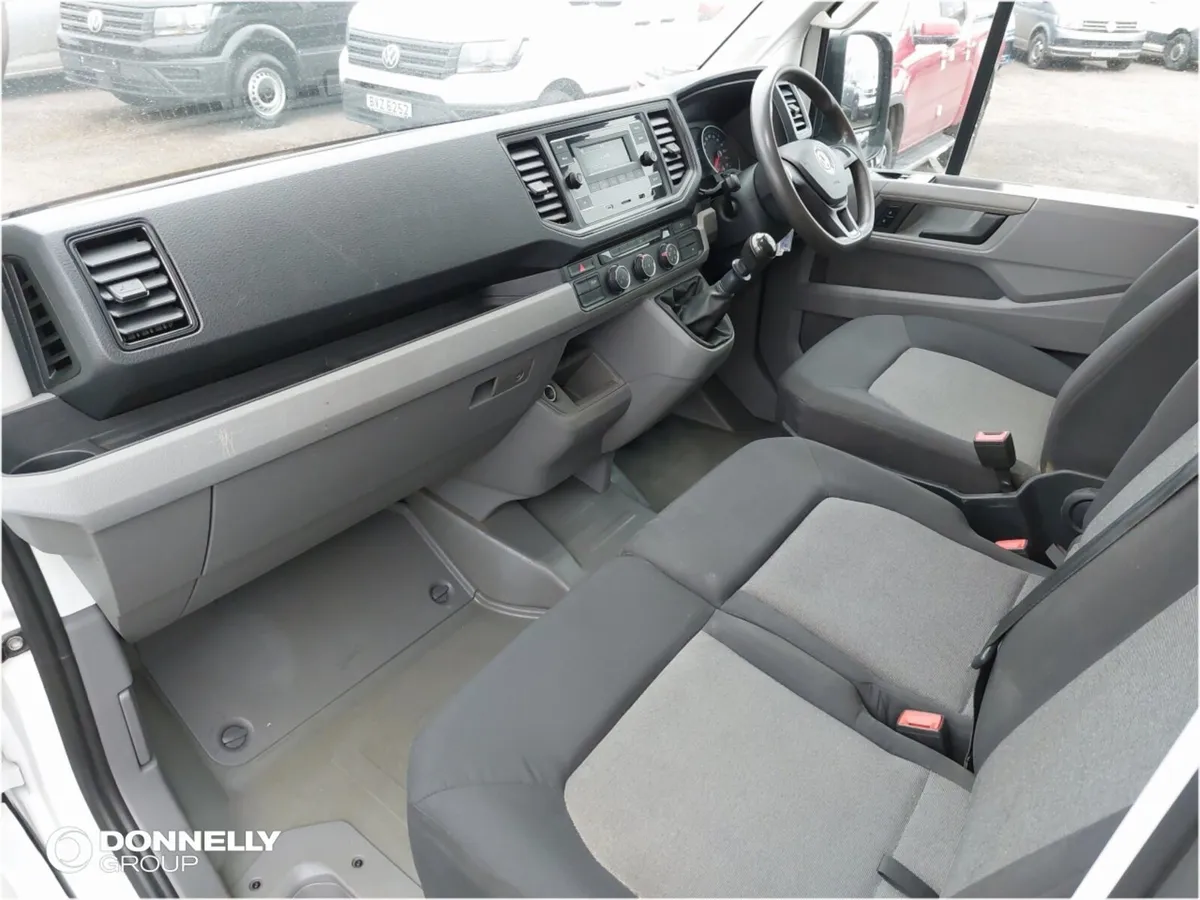 Volkswagen Crafter Cr35 Lwb Diesel Rwd Startline - Image 2