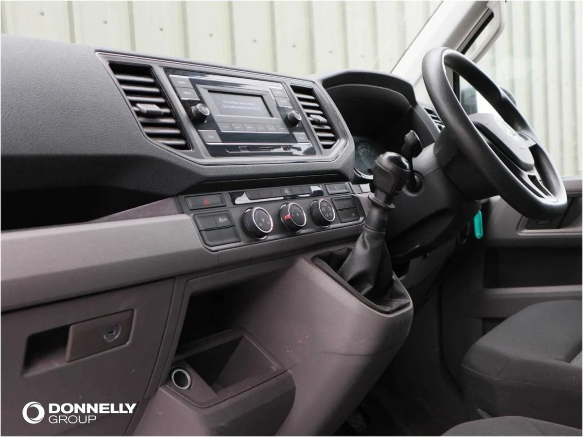 Volkswagen Crafter Cr35 Lwb Diesel Fwd Startline - Image 2