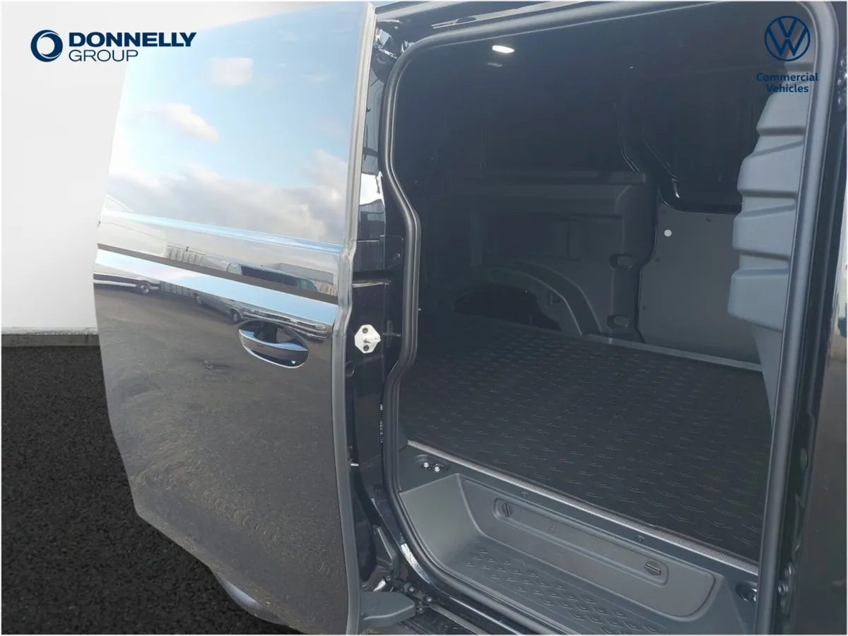 Volkswagen Id. Buzz Cargo Commerce Plus - Image 4