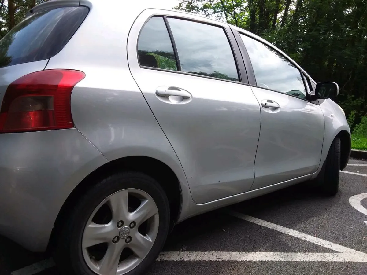 Toyota Yaris 2008 - Image 4