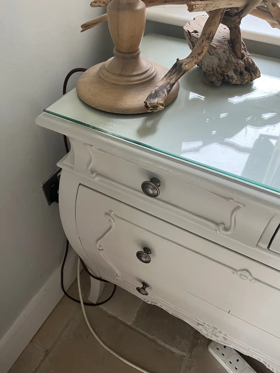 Chest of drawers x 2 - Image 1
