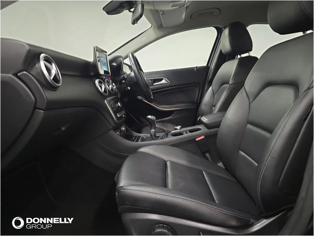 Mercedes-Benz A Class Diesel Hatchback SE - Image 4