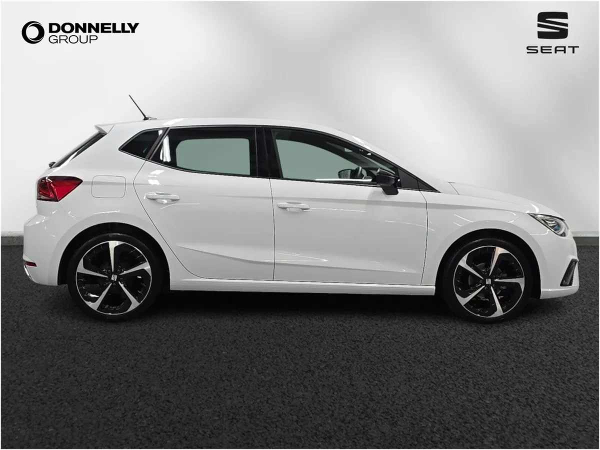SEAT Ibiza Hatchback FR Sport - Image 4
