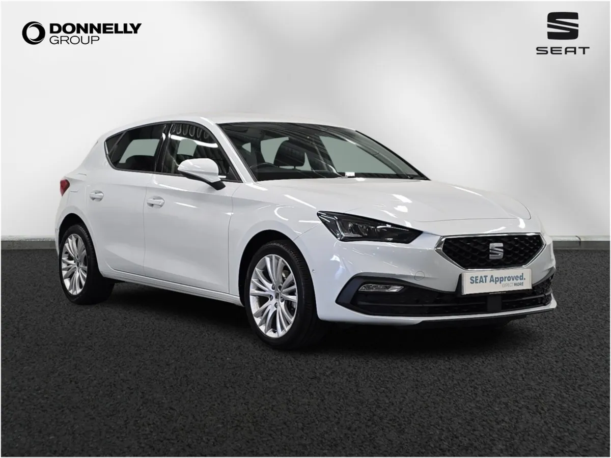 SEAT Leon Hatchback SE Dynamic - Image 1
