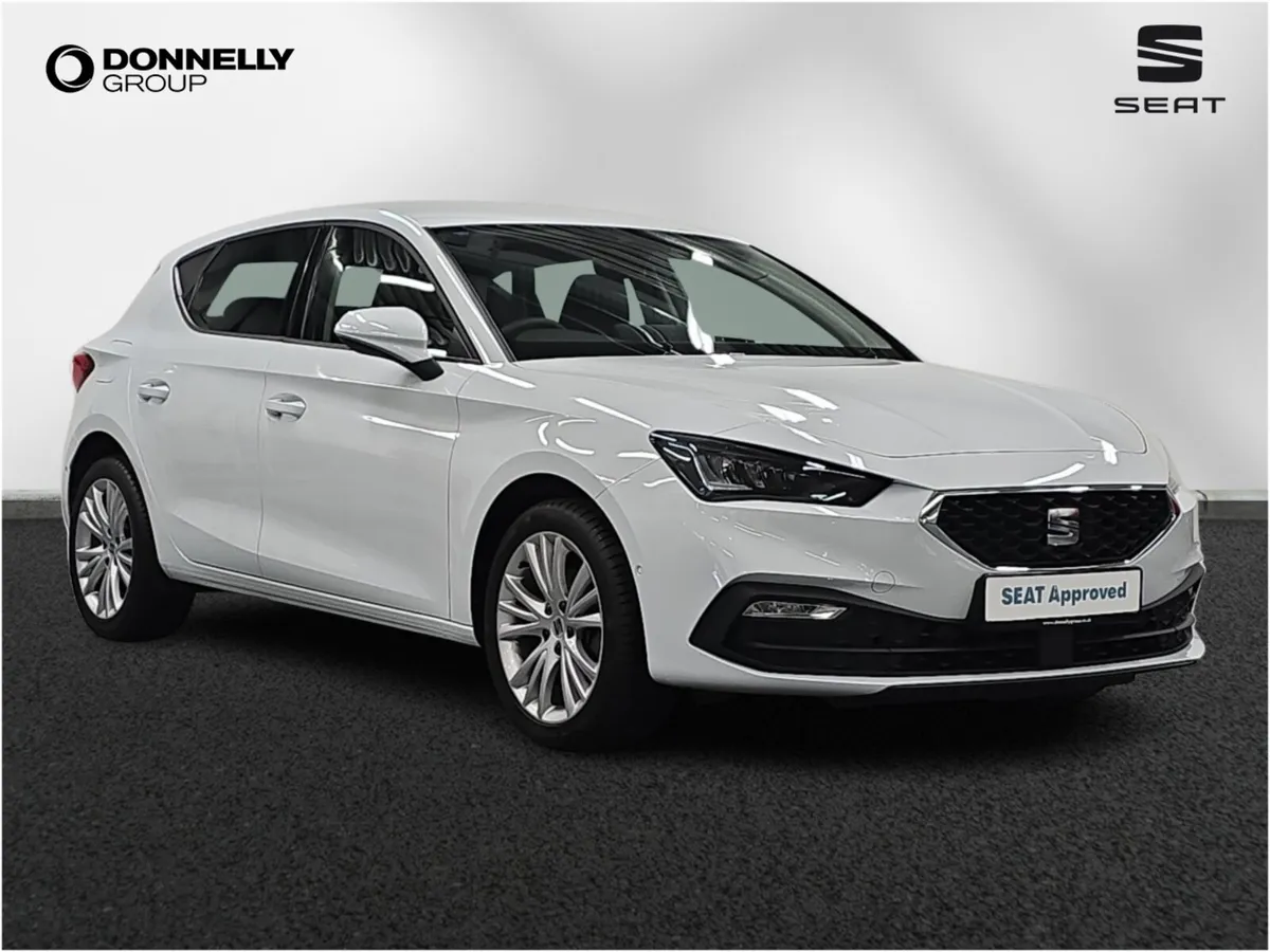 SEAT Leon Hatchback SE Dynamic - Image 1