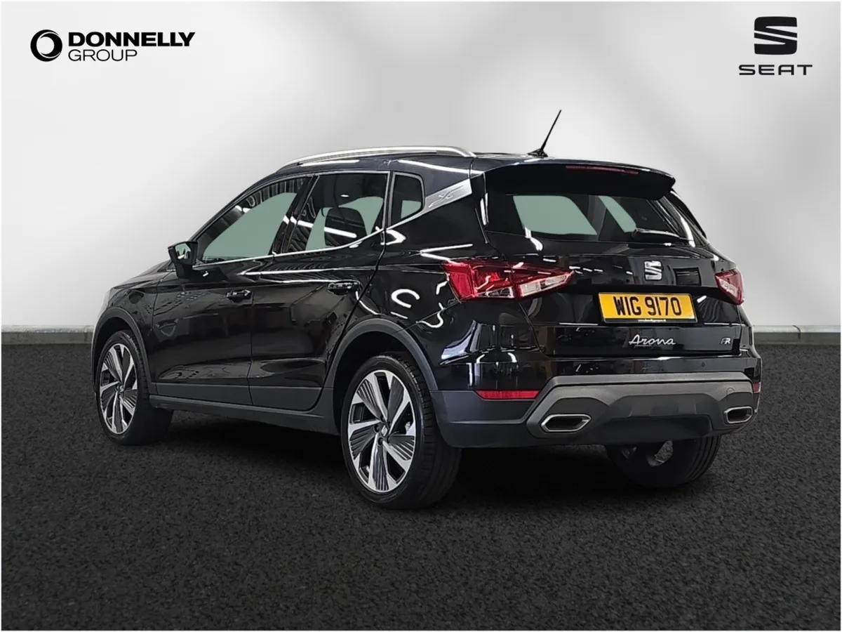 SEAT Arona Hatchback FR Edition - Image 3