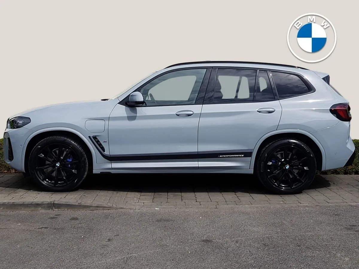 BMW X3 Xdrive30e M Sport - Image 3