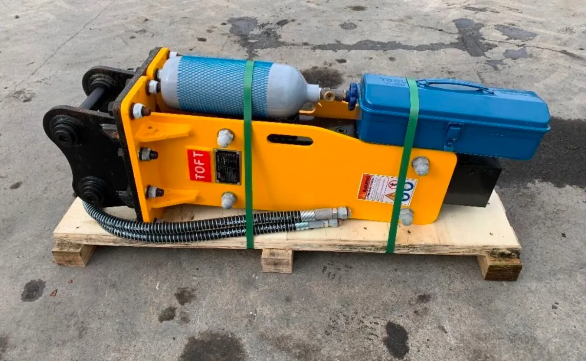3 ton rock breaker No VAT - Image 3
