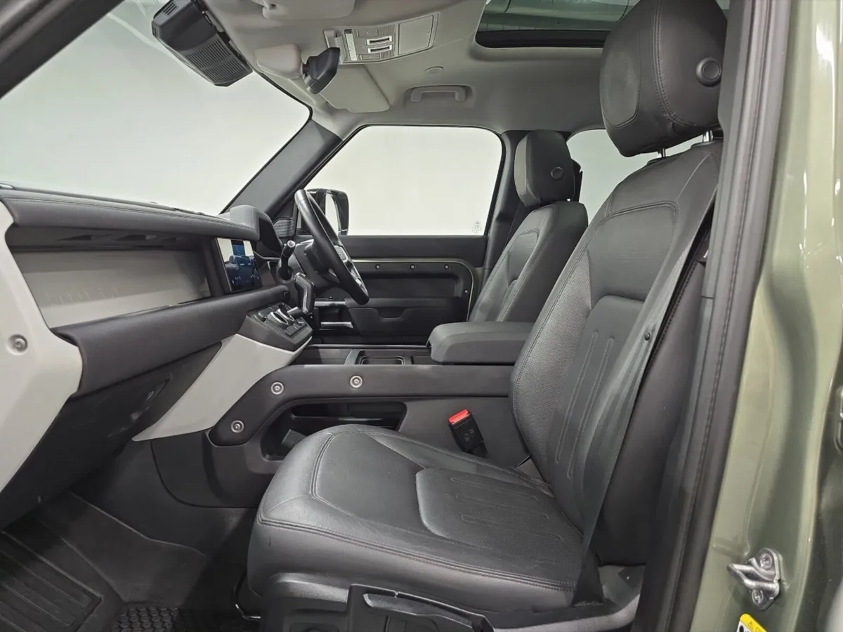 Land Rover Defender Diesel Estate S - Image 3