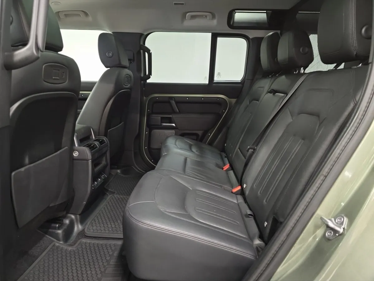 Land Rover Defender Diesel Estate S - Image 4